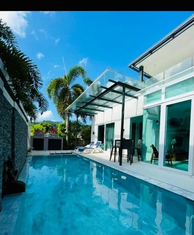 Skylight Nice Pool Villa in Kamala – 写真 4