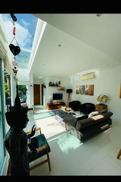 Skylight Nice Pool Villa in Kamala – 写真 6