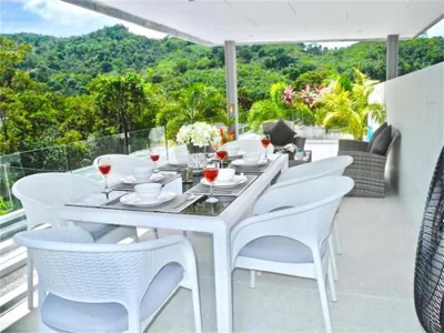 Skylight Nice Pool Villa in Kamala – 写真 12